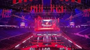 范德芬：教练赛季初希望我能进五个球；我和罗梅罗是兄弟